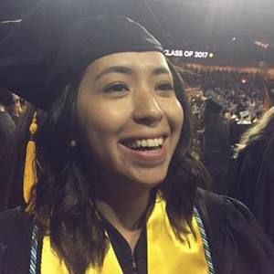 Meet your Posher, Simone